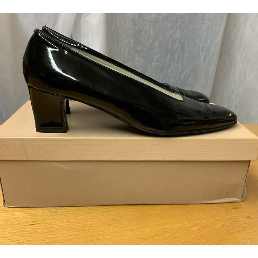 Robert Clergerie BARNEYS VINTAGE Black Patent Leather Heels Pumps Shoes 7.5 AA